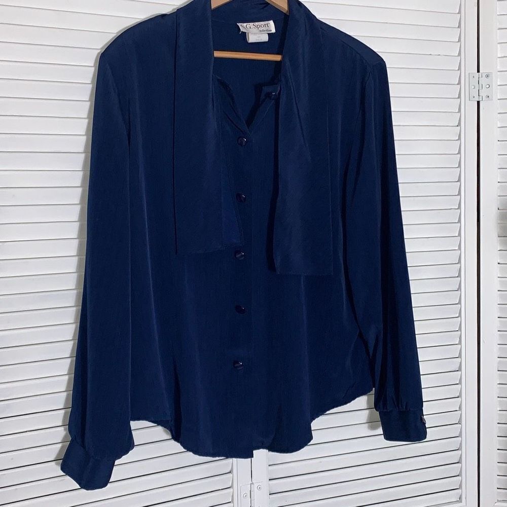 Vintage Blue Chiffon Bow Tie Button Down Blouse Size Large‎